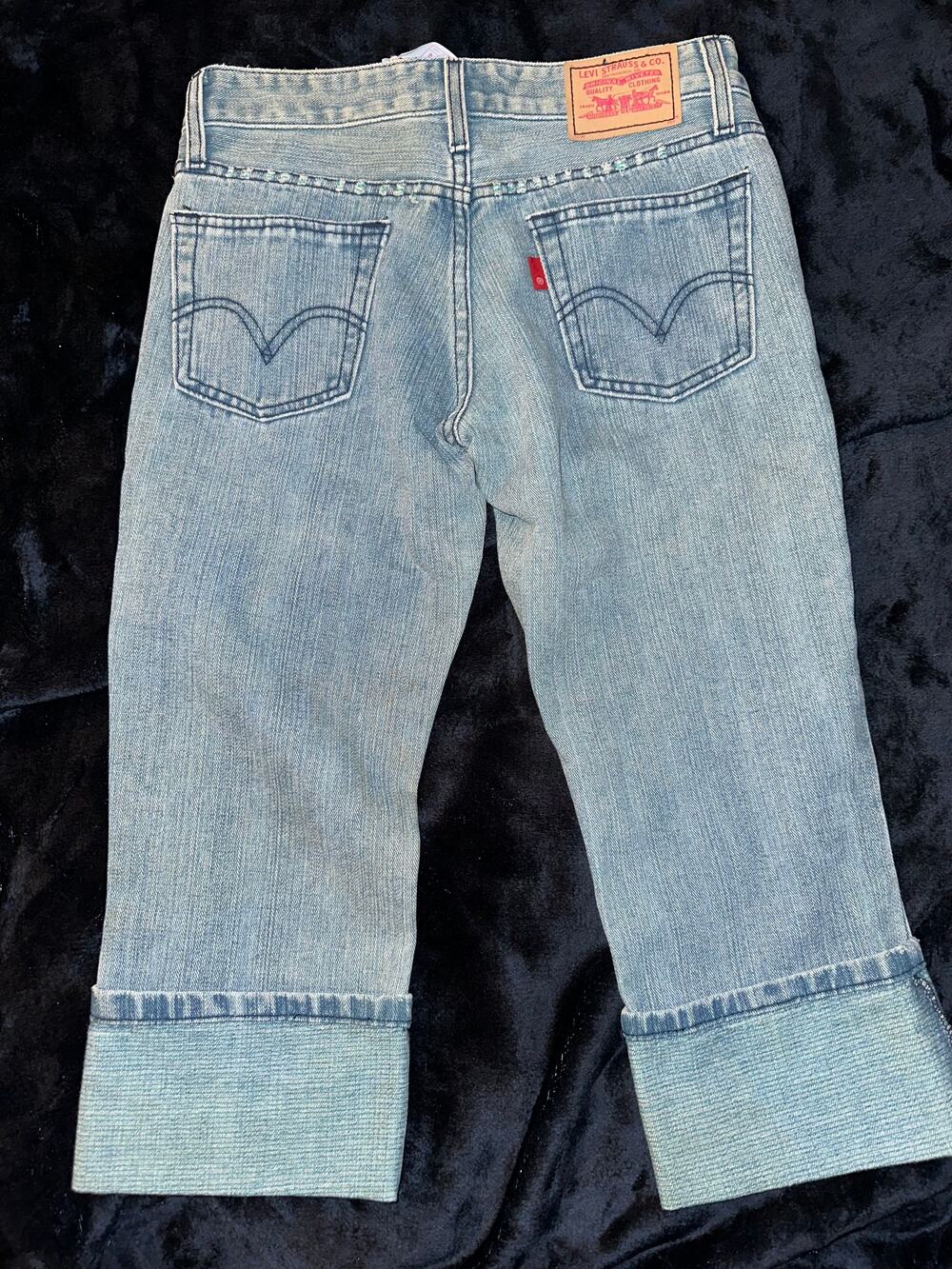 VINTAGE NWT DEADSTOCK FADED LEVIS CUFFED CAPRI JEANS SIZE 3